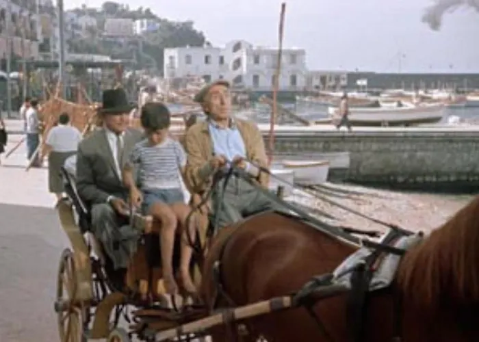 La Baia Di Napoli * Капри